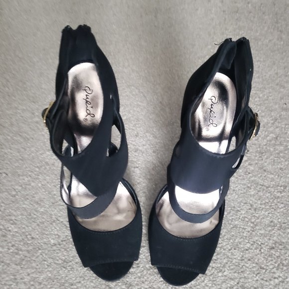 SEXY BLACK HEELS - Picture 2 of 12